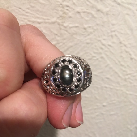 Black Star Sapphire Filagree Sterling Silver Ring - Picture 3 of 15